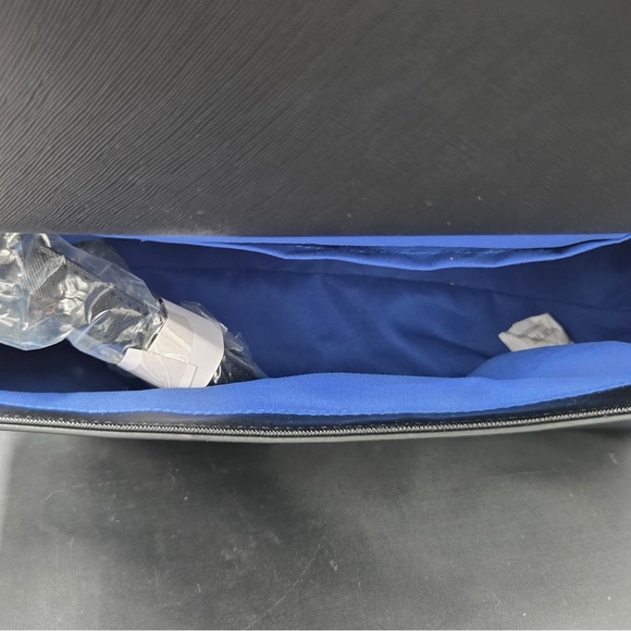 Loungefly Disney The Little Mermaid crossbody - Picture 4 of 5